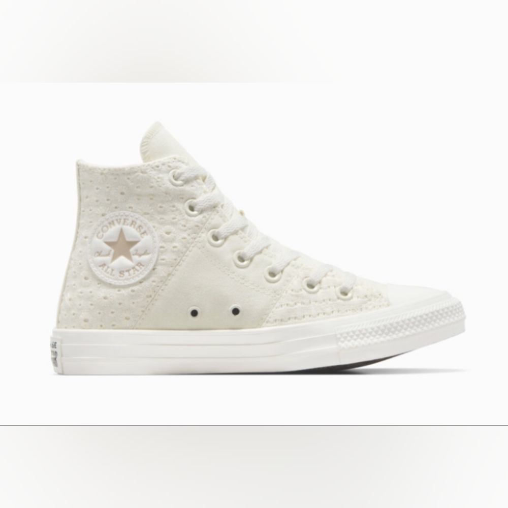 Converse Embroidered High-Top Sneakers Women's Size 7.5 NEW